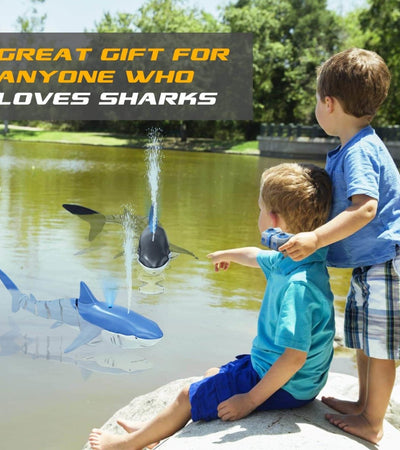 Remote Controlled Smart Bitz Shark Spray Water - BITZ